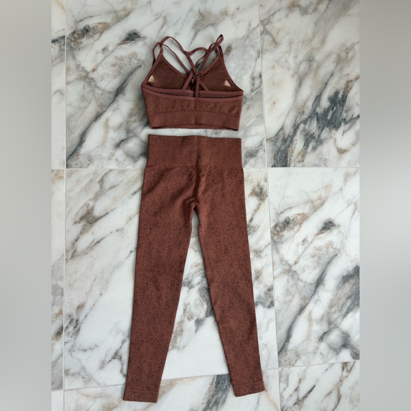 NEW Gymshark Seamless Leggings + Strappy Sports Bra Set Brown Speckled Size S - Picture 11 of 15